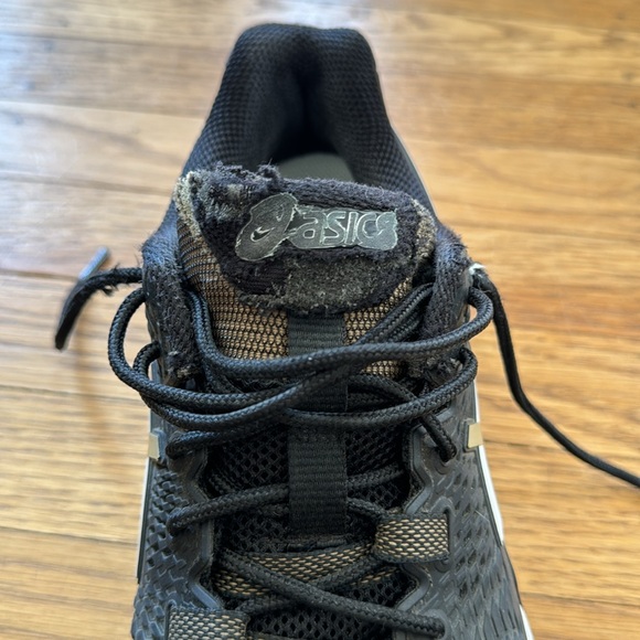 ASICS x Boss Tennis Shoes (black; size 8.5) - Picture 7 of 8